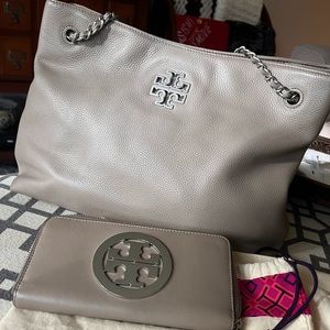 Tory Burch Britten Triple Compartment & Charlie Zip Continental Wallet